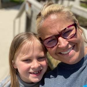 Meet your Posher, Jen.